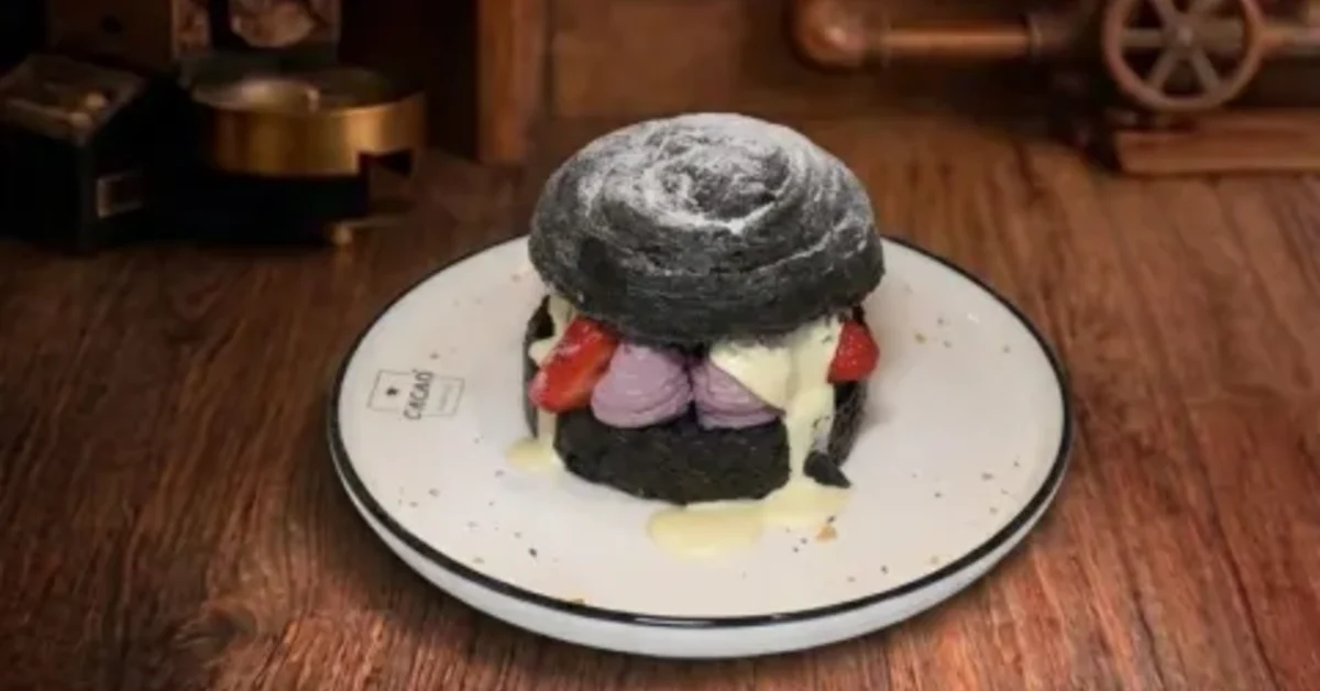 Siyah Orman Roll Kruvasan